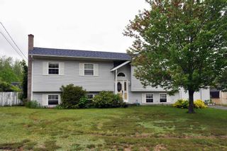 Photo 2: 605 Maxner Drive in Greenwood: 404-Kings County Residential for sale (Annapolis Valley)  : MLS®# 202113969
