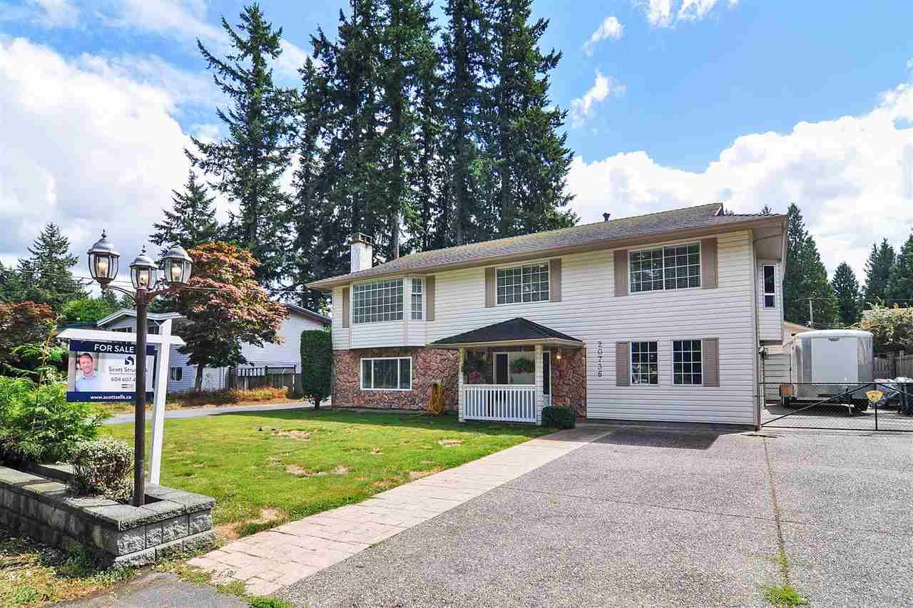 Main Photo: 20736 39 AVENUE in : Brookswood Langley House for sale : MLS®# R2483879