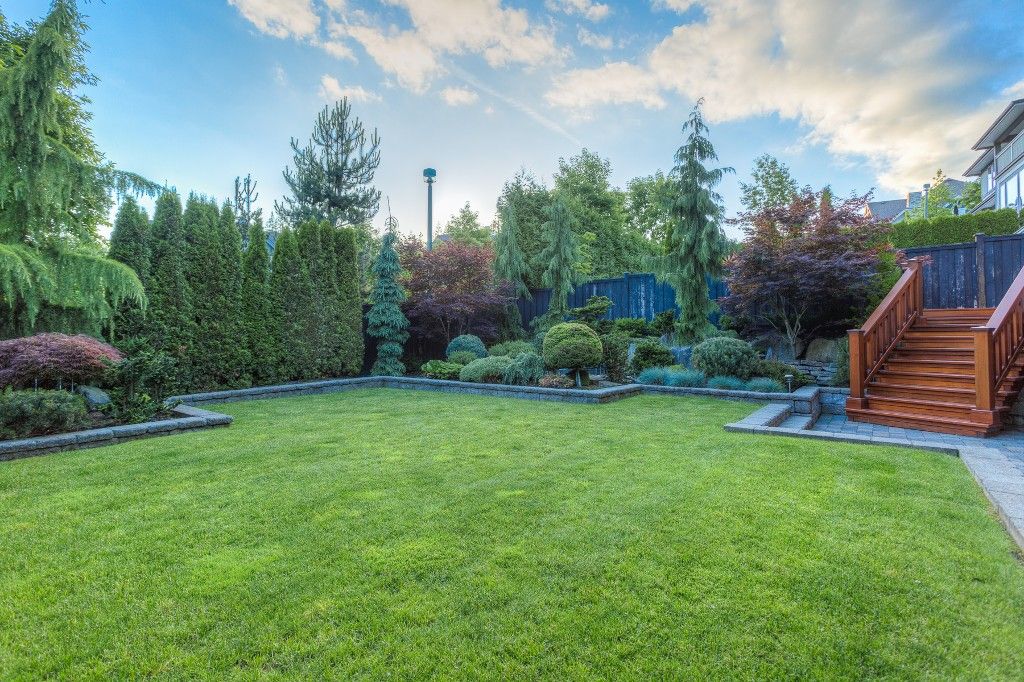 Photo 39: Photos: 15 MAPLE Drive in Port Moody: Heritage Woods PM House for sale in "AUGUST VIEWS" : MLS®# V1072130