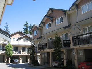 Photo 2: 56 5839 PANORAMA Drive in Surrey: Sullivan Station Townhouse for sale in "Forest Gate" : MLS®# F2720827