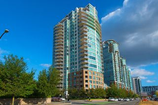 Photo 26: 1901 120 MILROSS Avenue in Vancouver: Downtown VE Condo for sale in "Brighton" (Vancouver East)  : MLS®# R2677007