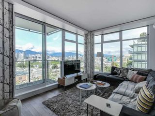 Photo 10: 704 728 West 8th Avenue in Vancouver: Fairview VW Condo for sale (Vancouver West)  : MLS®# R2068023