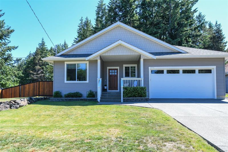 FEATURED LISTING: 1595 Baillie Rd Comox
