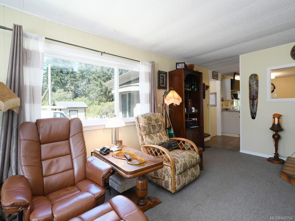 Photo 4: Photos: 5 2615 Otter Point Rd in Sooke: Sk Broomhill Manufactured Home for sale : MLS®# 845766