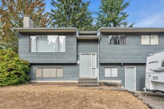 Photo 1: 3213 SALT SPRING Avenue in Coquitlam: New Horizons House for sale in "NEW HORIZONS" : MLS®# R2727653
