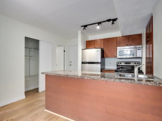 Photo 11: 906 1333 HORNBY Street in Vancouver: Downtown VW Condo for sale in "ANCHOR POINT 3" (Vancouver West)  : MLS®# R2743808