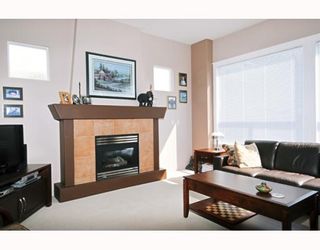 Photo 2: 1042 TIGRIS Crescent in Port_Coquitlam: Riverwood House for sale in "RIVERWOOD" (Port Coquitlam)  : MLS®# V762482