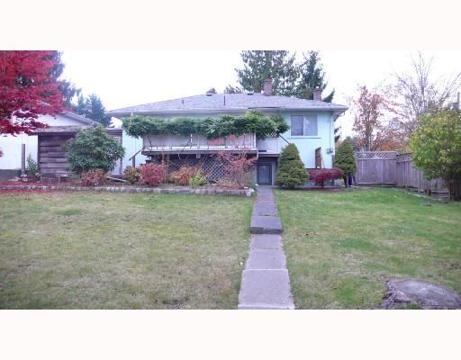 Main Photo: 6592 CLINTON ST in Burnaby: South Slope House for sale (Burnaby South)  : MLS®# V676771