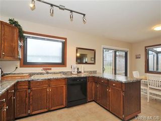 Photo 6: 4269 Grange Rd in VICTORIA: SW Northridge House for sale (Saanich West)  : MLS®# 665024