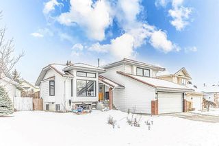 Photo 3: 127 Wood Valley Drive SW in Calgary: Woodbine Detached for sale : MLS®# A2118251
