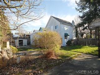 Photo 19: 669 Pine St in VICTORIA: VW Victoria West House for sale (Victoria West)  : MLS®# 560025
