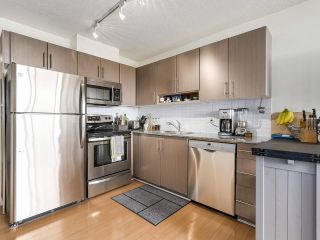 Photo 8: 908 550 TAYLOR Street in Vancouver: Downtown VW Condo for sale in "THE TAYLOR" (Vancouver West)  : MLS®# R2174831