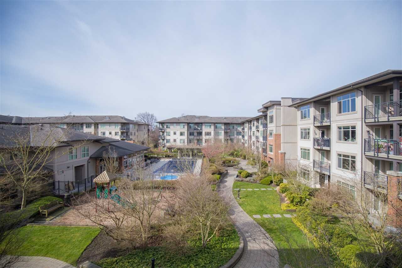 Main Photo: 323 9288 ODLIN Road in Richmond: West Cambie Condo for sale in "MERIDIAN GATE" : MLS®# R2472996