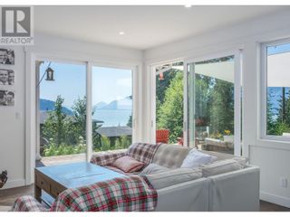 Photo 12: 679 COPPER DRIVE in Squamish: House for sale : MLS®# R2872744