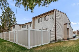 Photo 2: 204 9930 Bonaventure Drive SE in Calgary: Willow Park Row/Townhouse for sale : MLS®# A1214741