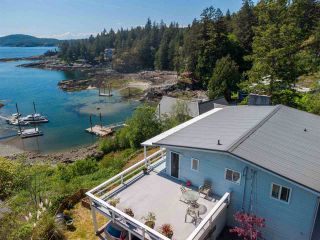Photo 5: 5643 O'BRIAN Road in Halfmoon Bay: Halfmn Bay Secret Cv Redroofs House for sale (Sunshine Coast)  : MLS®# R2582516