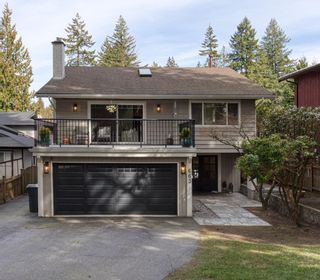 Photo 1: 663 LAKESHORE DRIVE in Coquitlam: Central Coquitlam House for sale : MLS®# R2766070
