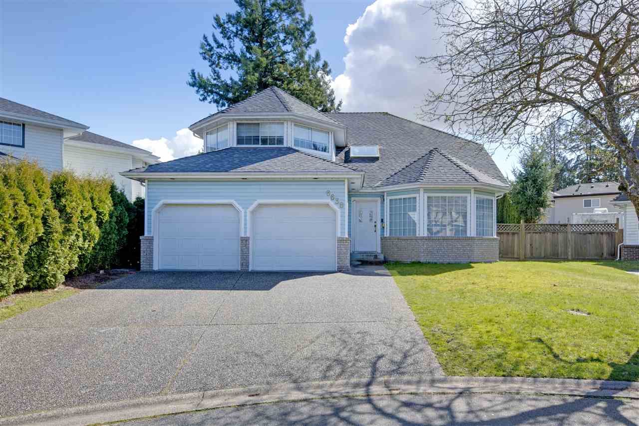 Main Photo: 6638 122A STREET in Surrey: West Newton House for sale : MLS®# R2555017