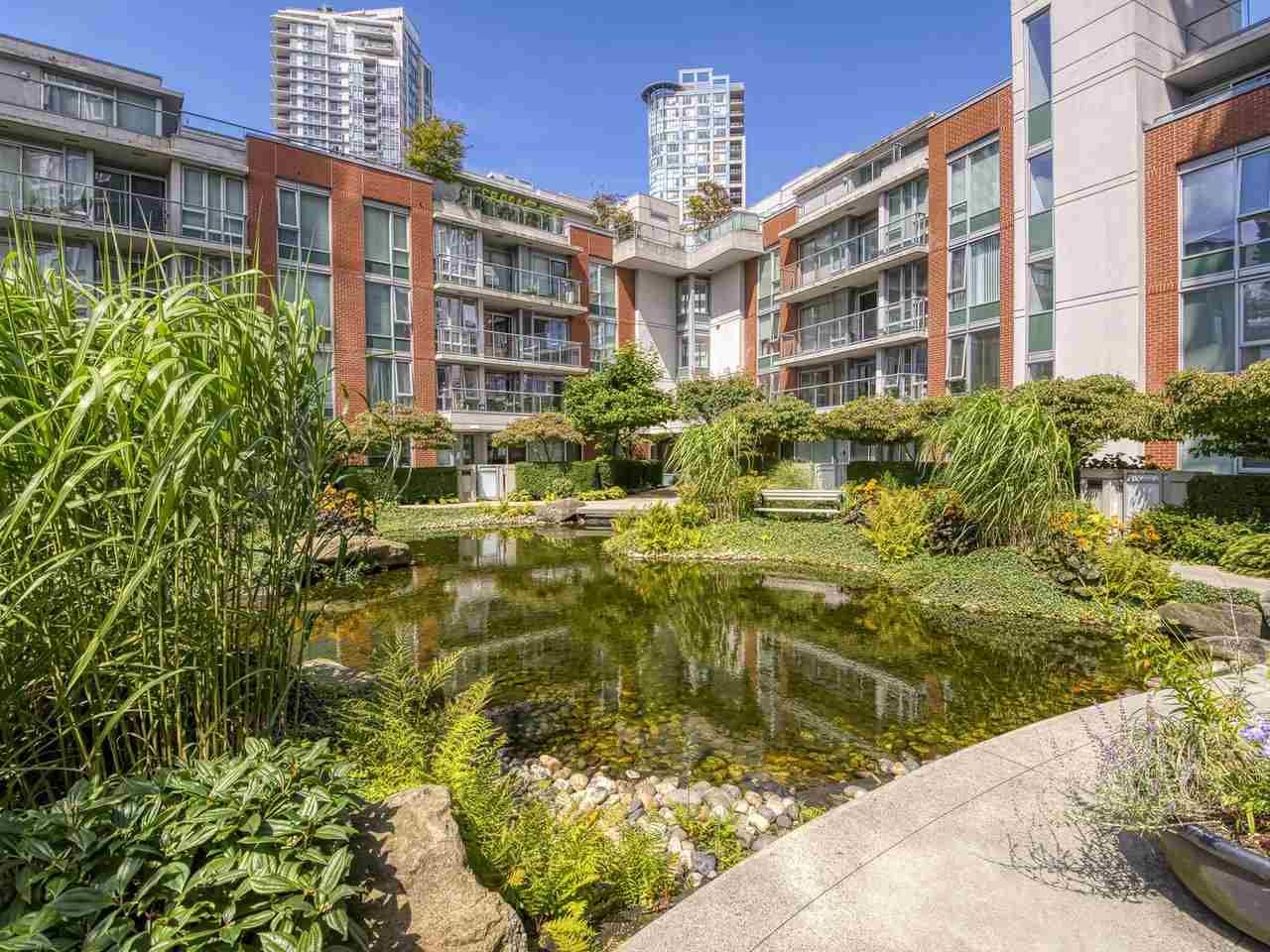 Main Photo: 511 618 ABBOTT Street in Vancouver: Downtown VW Condo for sale in "FIRENZE" (Vancouver West)  : MLS®# R2487248