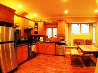 Photo 5: 3158 FROMME RD in North Vancouver: Lynn Valley Condo for sale : MLS®# V1057552