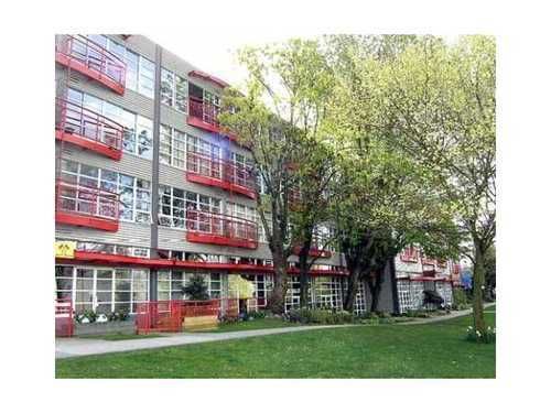 Main Photo: 526 350 2ND Ave E in Vancouver East: Home for sale : MLS®# V910946