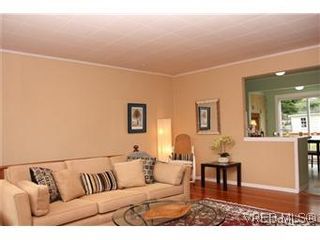 Photo 7: 824 Condor Ave in VICTORIA: Es Esquimalt House for sale (Esquimalt)  : MLS®# 599298