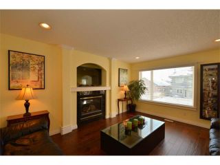 Photo 4: 14242 EVERGREEN View SW in Calgary: Shawnee Slps_Evergreen Est House for sale : MLS®# C4005021
