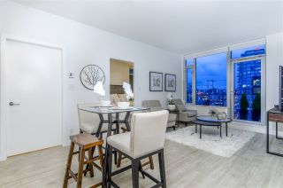 Photo 9: 1405 1661 QUEBEC Street in Vancouver: Mount Pleasant VE Condo for sale in "VODA" (Vancouver East)  : MLS®# R2407610