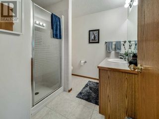 Photo 38: 1043 Canyon Boulevard W in Lethbridge: House for sale : MLS®# A2106179