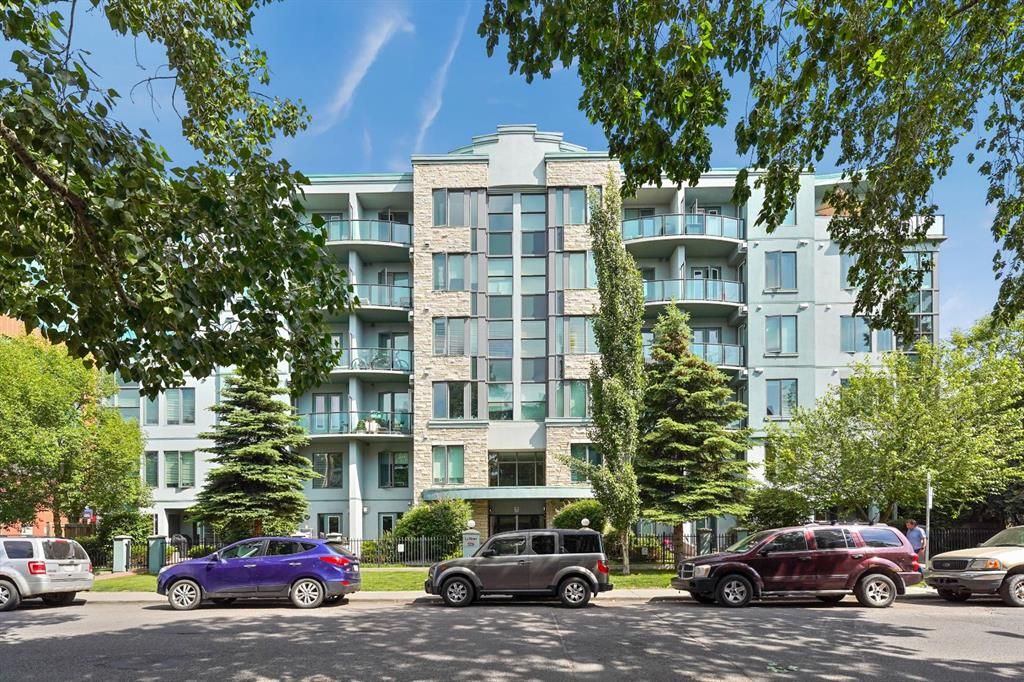 Main Photo: 105 328 21 Avenue SW in Calgary: Mission Apartment for sale : MLS®# A2057436