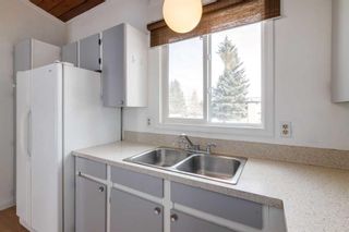 Photo 12: 9810 26 Street SW in Calgary: Oakridge Semi Detached (Half Duplex) for sale : MLS®# A2118348