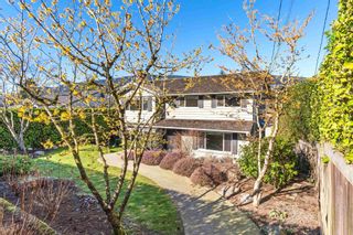 Photo 1: 955 Jefferson Ave in West Vancouver: Ambleside House for sale : MLS®# R2656741