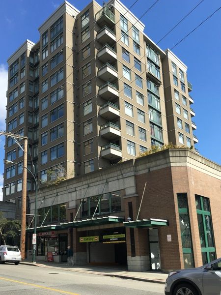 Main Photo: 907 720 CARNARVON Street in New Westminster: Downtown NW Condo for sale in "CARNARVON TOWERS" : MLS®# R2105575