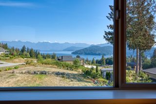 Photo 33: 806 MADISON Place in Gibsons: Gibsons & Area House for sale in "Vista Ridge" (Sunshine Coast)  : MLS®# R2726761