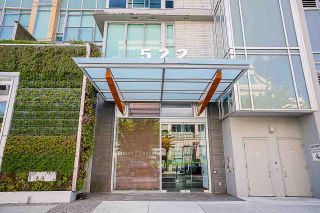 Photo 2: 613 522 W 8TH Avenue in Vancouver: Fairview VW Condo for sale in "Crossroads" (Vancouver West)  : MLS®# R2558030