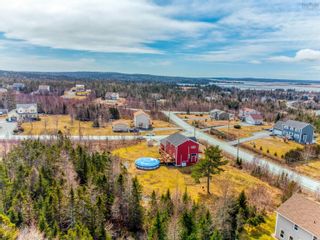 Photo 8: 16 Morgan Drive in Lawrencetown: 31-Lawrencetown, Lake Echo, Port Residential for sale (Halifax-Dartmouth)  : MLS®# 202323140