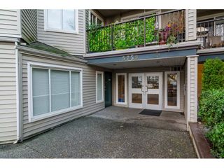 Photo 2: 417 5759 GLOVER Road in Langley: Langley City Condo for sale : MLS®# R2157468