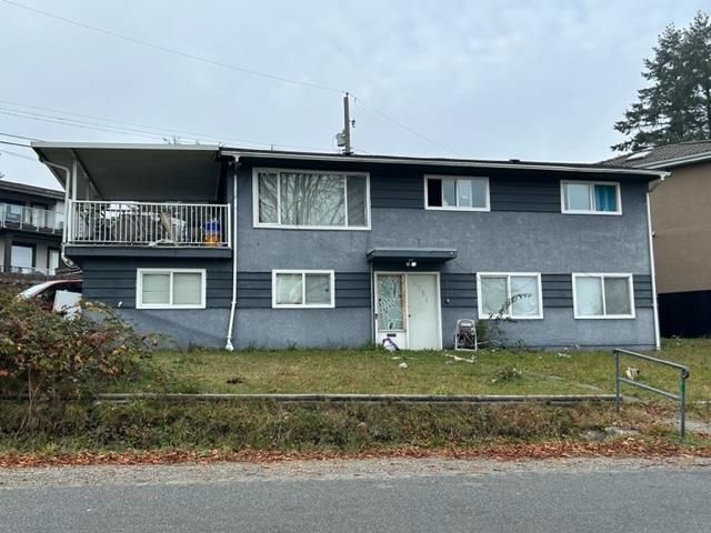 5751  CAPITOL Drive, Burnaby