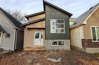 Photo 2: 1482 Alexander Avenue in Winnipeg: Weston Residential for sale (5D)  : MLS®# 202225718