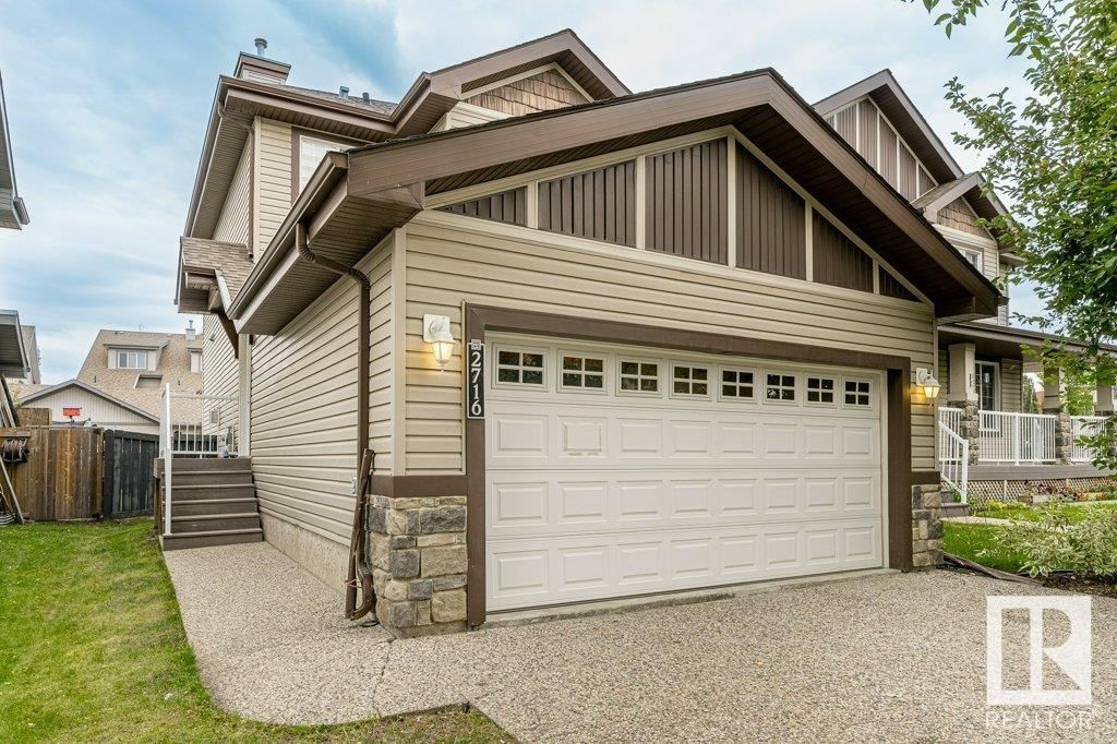 Main Photo: 2716 TERWILLEGAR Way in Edmonton: Zone 14 Attached Home for sale : MLS®# E4355438