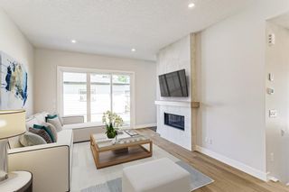 Photo 10: 714 51 Avenue SW in Calgary: Windsor Park Semi Detached (Half Duplex) for sale : MLS®# A2008776