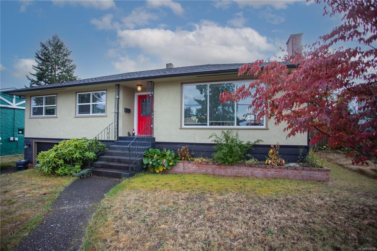 Main Photo: 1283 Strathmore St in Nanaimo: Na Central Nanaimo House for sale : MLS®# 918858