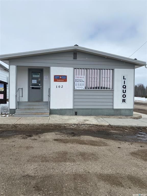 Main Photo: 102 Main Street in Endeavour: Commercial for sale : MLS®# SK925260