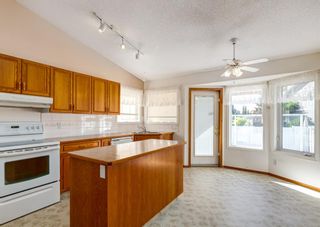 Photo 7: 290 Riverview Circle SE in Calgary: Riverbend Detached for sale : MLS®# A1255010