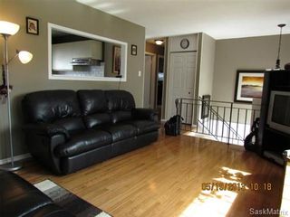 Photo 5: 166 FORSYTH Crescent in Regina: Normanview Single Family Dwelling for sale (Regina Area 02)  : MLS®# 463164