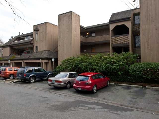 Main Photo: 206 3187 MOUNTAIN Highway in North Vancouver: Lynn Valley Condo for sale : MLS®# V864797