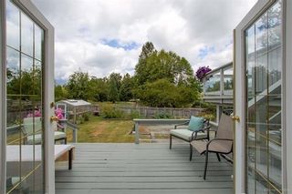 Photo 11: 1217 COTTONWOOD Avenue in Coquitlam: Central Coquitlam House for sale : MLS®# R2199271