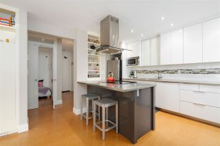 Photo 3: 207 1484 CHARLES Street in Vancouver: Grandview Woodland Condo for sale in "LANDMARK ARMS - COMMERCIAL DRIVE" (Vancouver East)  : MLS®# R2477117