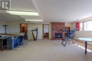 Photo 15: 892 Mount Royal Drive in Kelowna: House for sale : MLS®# 10312978