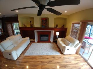 Photo 3: 10390 244 Street in Maple Ridge: Albion House for sale in "CALEDON LANDING" : MLS®# R2229121